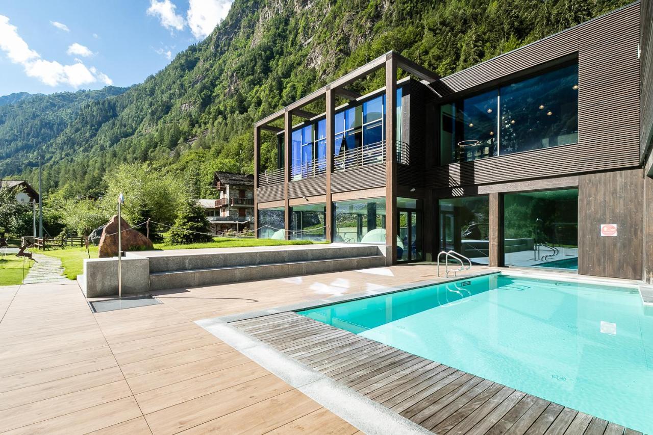 Nh Collection Alagna Mirtillo Rosso Exterior foto