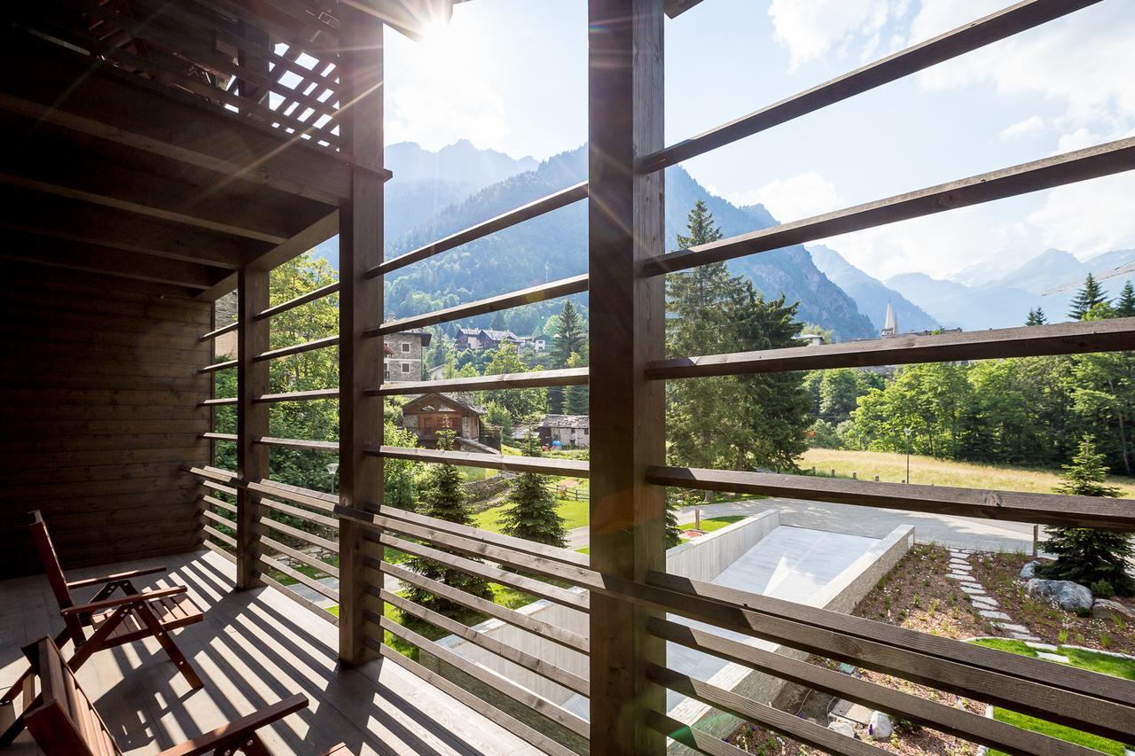 Nh Collection Alagna Mirtillo Rosso Exterior foto